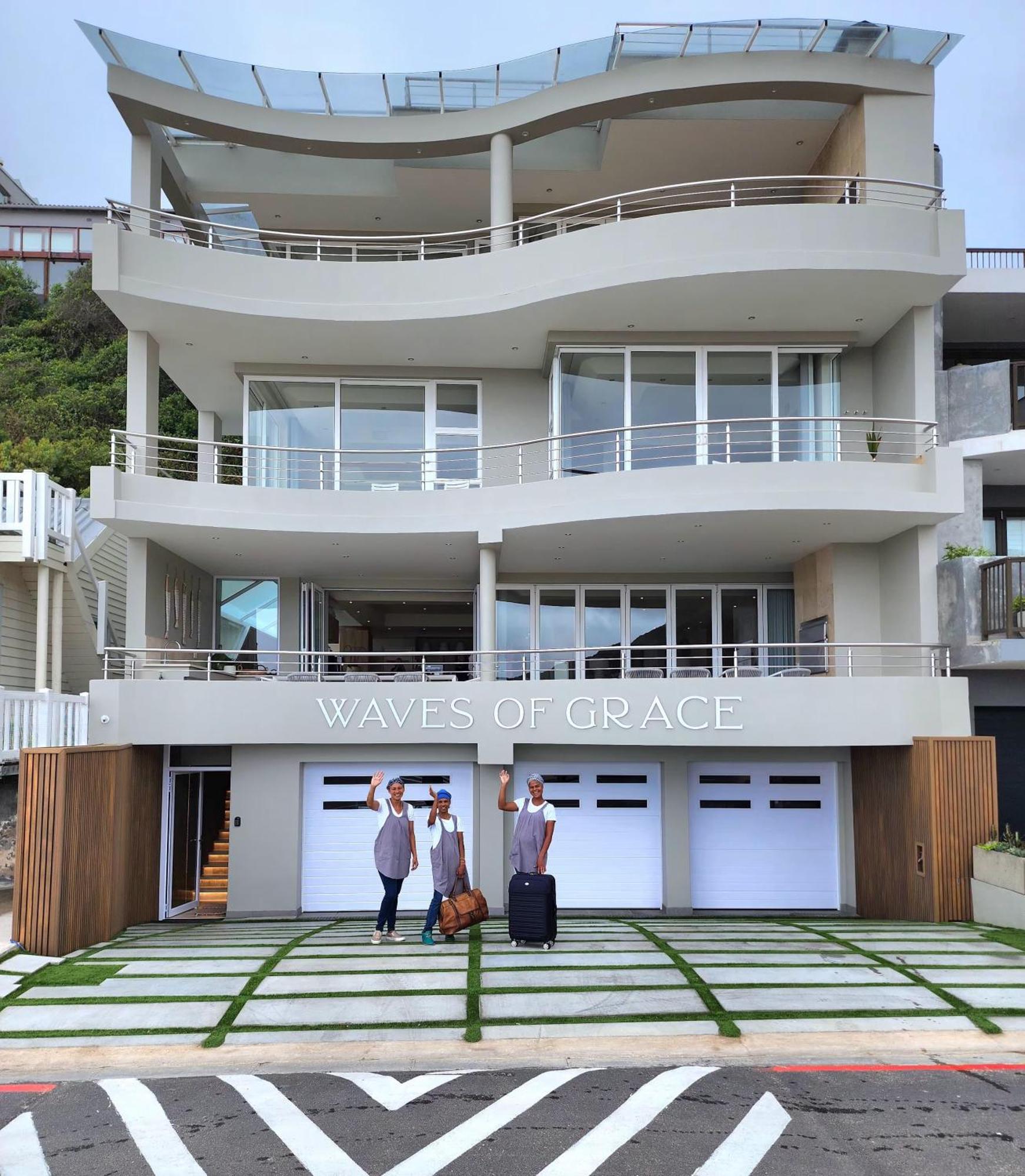 Waves Of Grace Seafront Villa Herolds Bay Exterior photo
